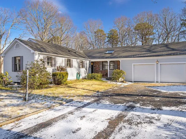 68 Holly Ridge Drive, Sandwich, MA 02563