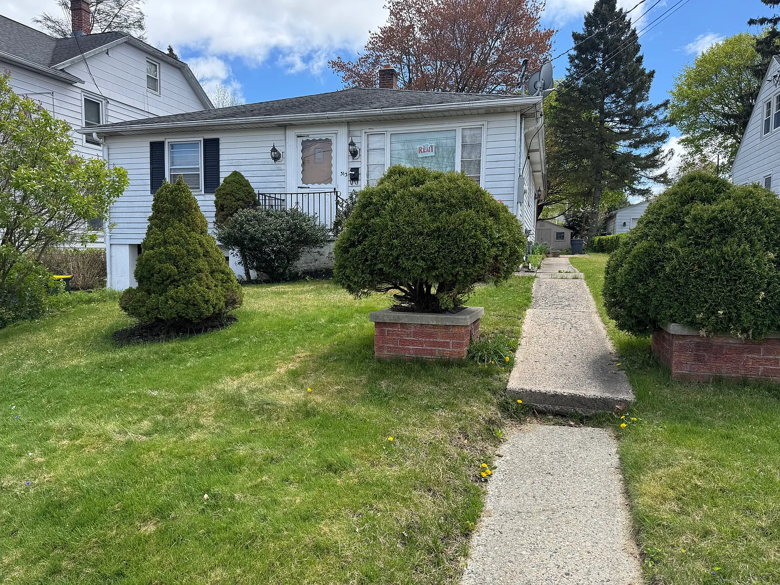 3 bed, 1500 sqft, $2,500 — Photo 2