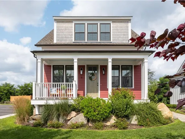 15 Castle St #9, East Greenwich, RI 02818