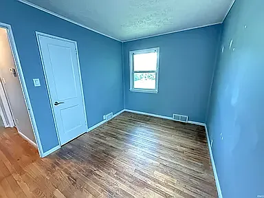 514 S Eastside Dr — Photo 9