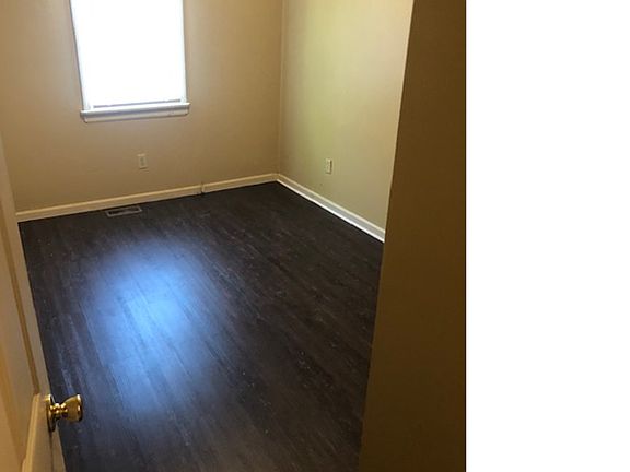 2nd image of 719 Florence Ave #B