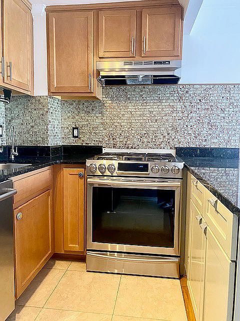 1st image of 14-43 28th Ave #5