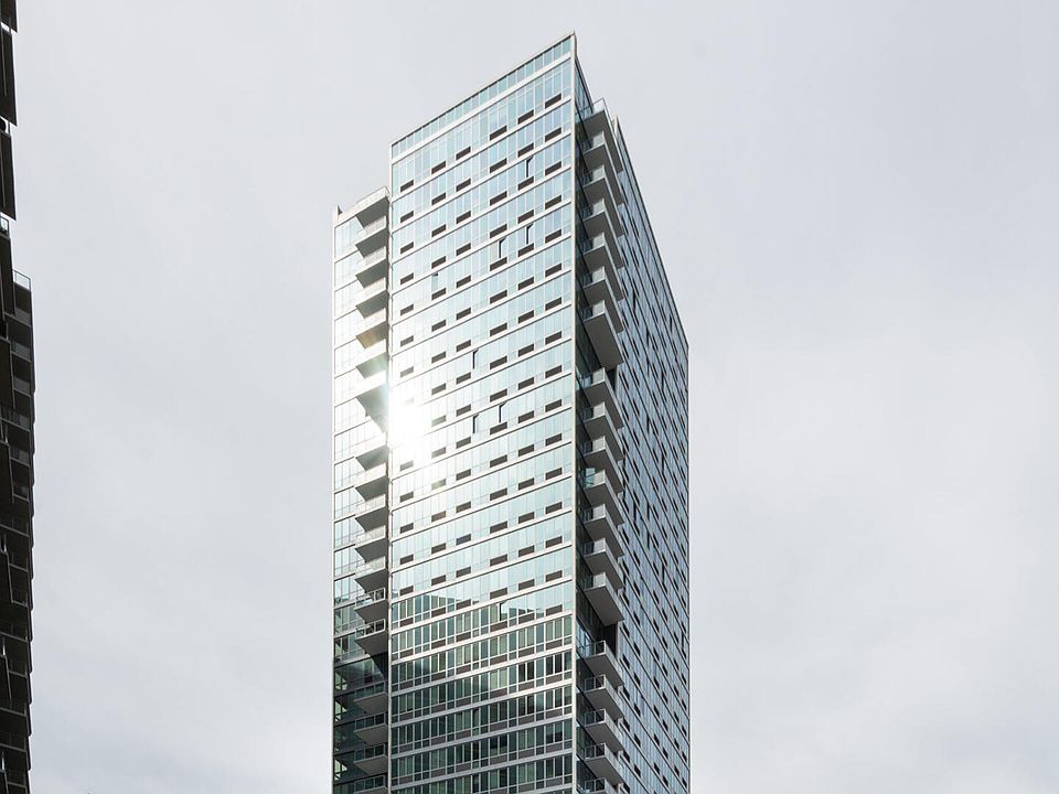 1st image of 4540 Center Blvd APT 2811