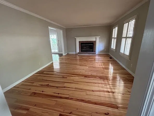 4 bed, 2308 sqft, $1,725 — Photo 4