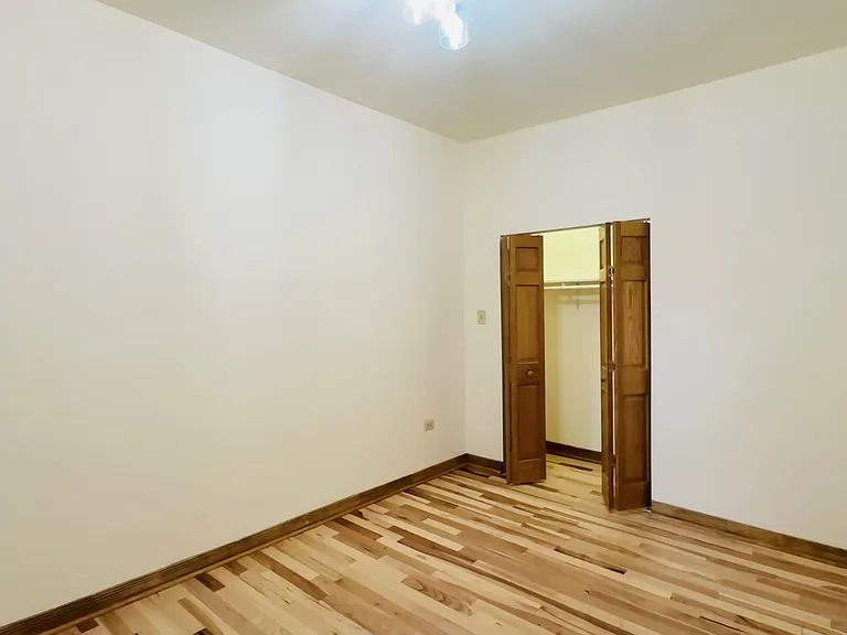 6128 S Kenwood Ave — Photo 13