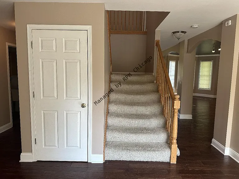 5490 Fox Path Ln — Photo 12