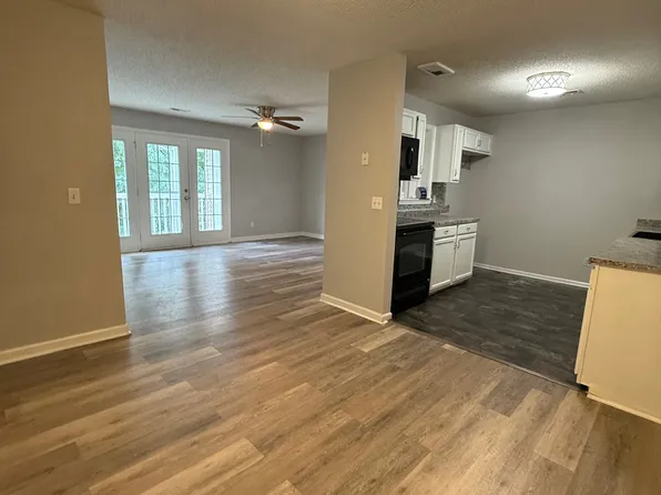 2624 Guyer St, High Point, NC