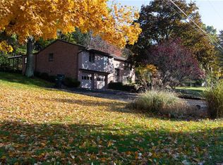 295 Twin Oak Dr, Wexford, PA 15090