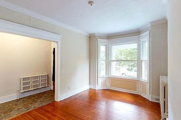 7 S Main Ave — Photo 9