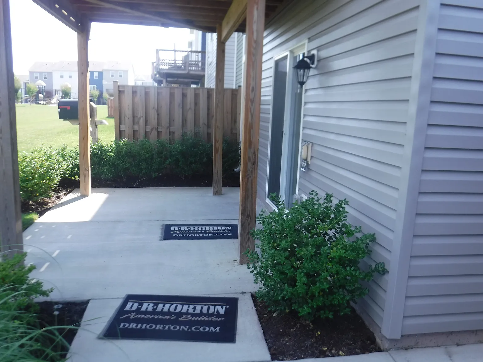 3 bed, 1440 sqft, $1,925 — Photo 3