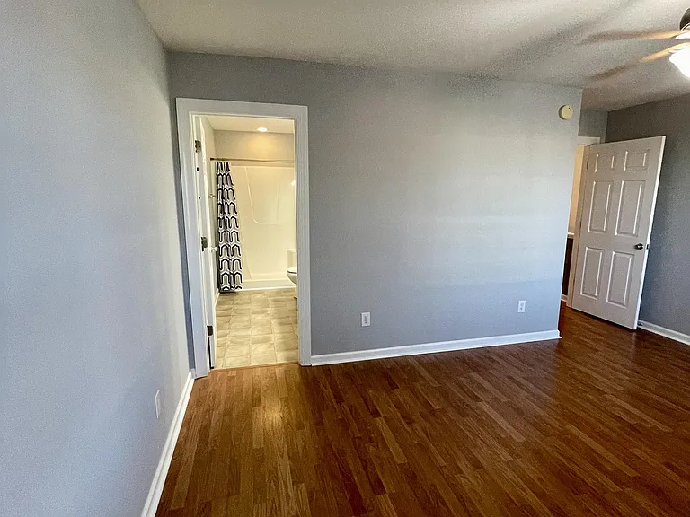 218 Colonnade St — Photo 18