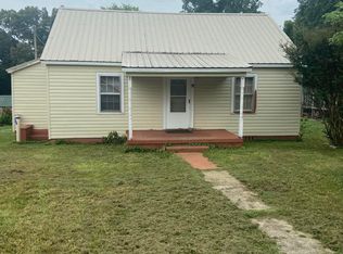 212 Pond St, Englewood, TN 37329
