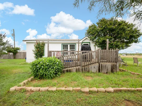 3504 Cobbler Ln, Joshua, TX 76058