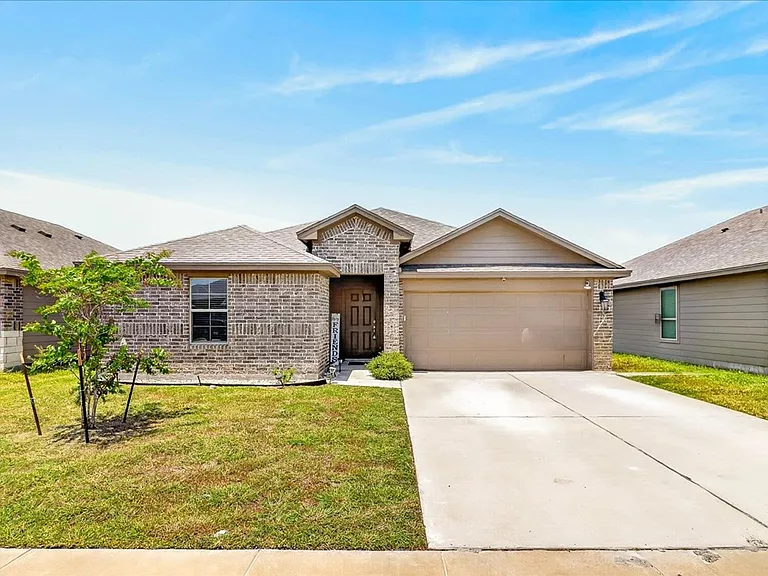 3913 Targaryen Way — Photo 1