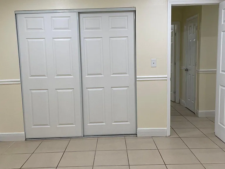 420 NE 44th St #420 — Photo 9