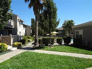 4th image of 7475 Stockton Blvd APT 2
