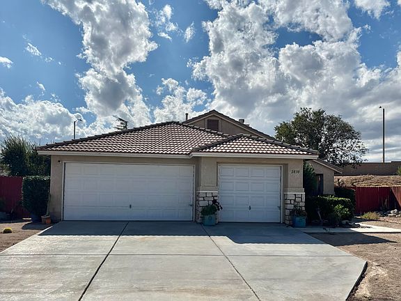 2nd image of 2830 Chuckwagon Rd