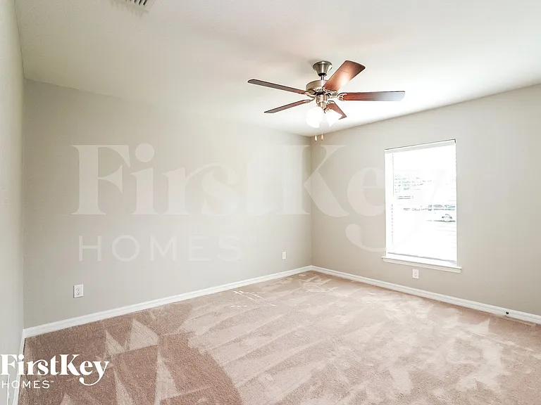 1104 SW 9th Ave — Photo 12