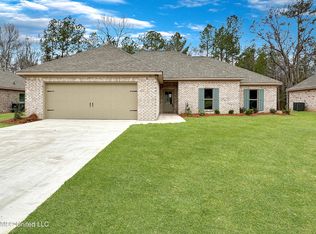 723 Magnolia Point Cir, Pearl, MS 39208