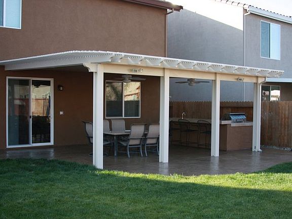 2nd image of 208 Lanton Ct