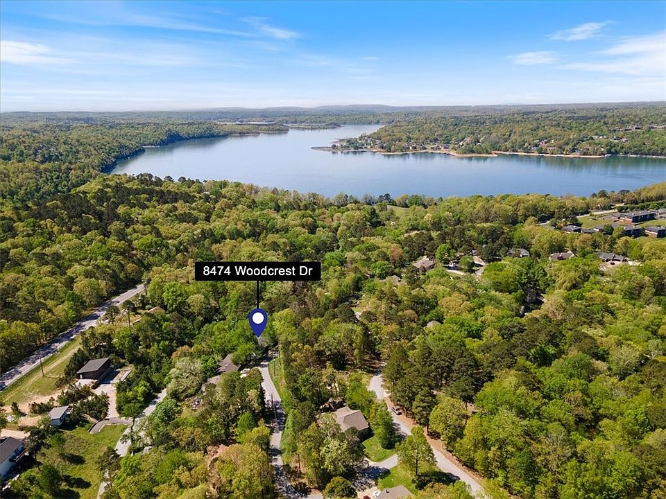 1st image of 8474 Woodcrest Dr