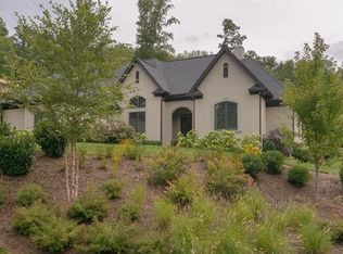 1 Treetop Rd, Asheville, NC 28804