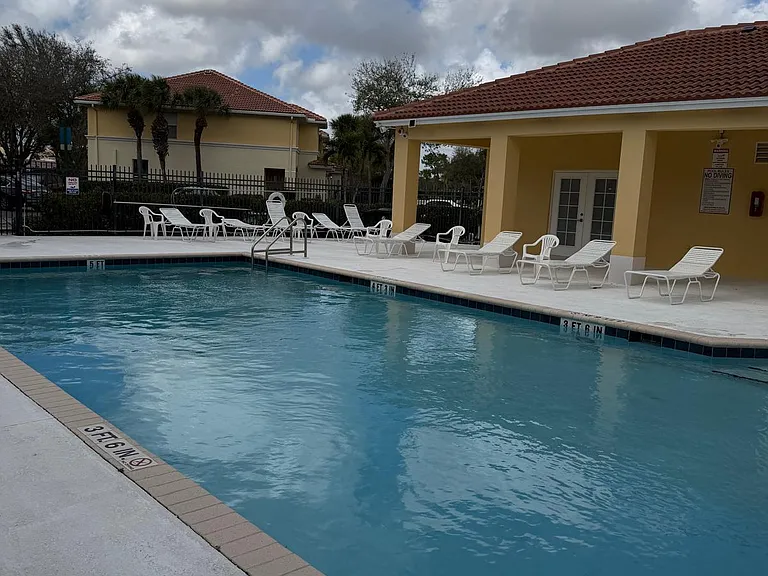 1510 Seminole Palms Dr — Photo 24