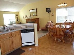 4th image of 4 Brookbend Way E