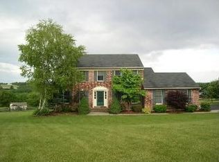5809 Shady Ln, Nazareth, PA 18064