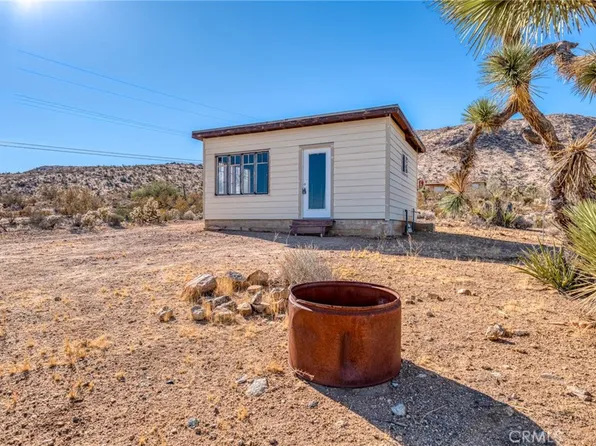 58724 Los Coyotes Dr, Yucca Valley, CA 92284