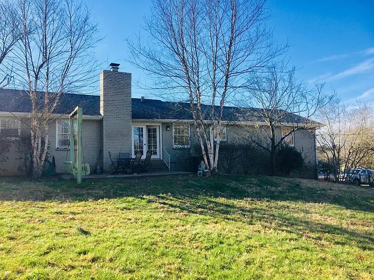 810 Davis Dr — Photo 22