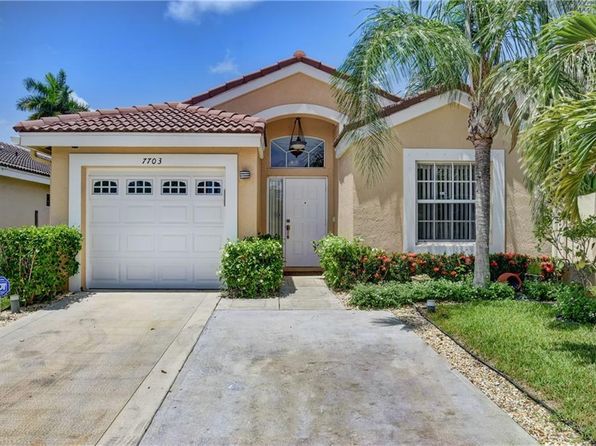 7703 Springfield Lake Dr