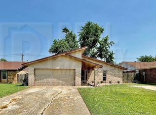 913 Clear Crk, Yukon, OK 73099