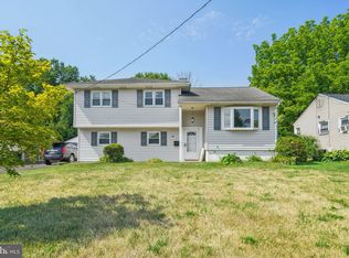 46 Sherbrooke Rd, Ewing, NJ 08638