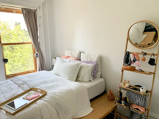 Rented by Garfield Realty  | media 34