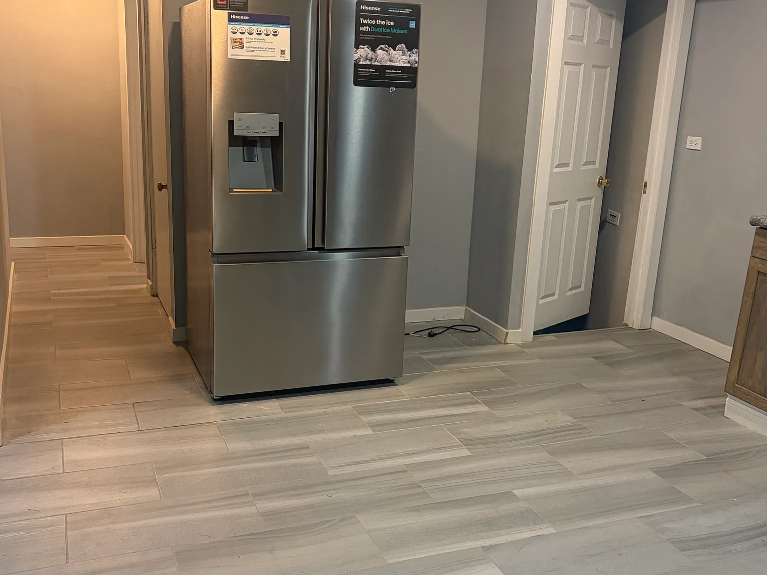 4 bed, 1372 sqft, $3,300 — Photo 2
