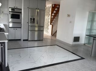 300 Merrymount St Floor 2, Staten Island, NY 10314