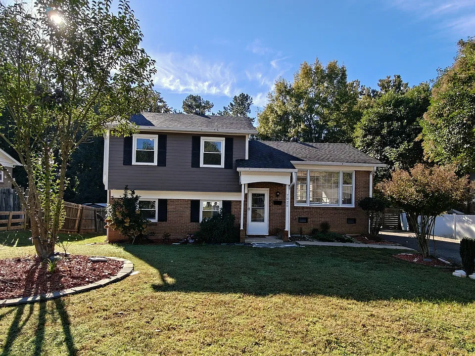 7020 Cardigan Ave