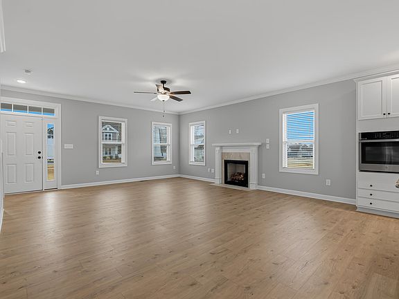 5th image of 198 Carolina Landing Dr
