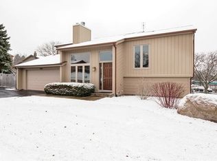 2801 Vernon Ct, Woodridge, IL