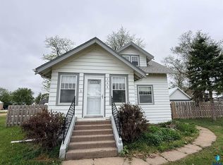 208 W Turk St, Oldham, SD 57051