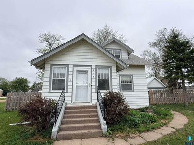 208 W Turk St, Oldham, SD, 57051