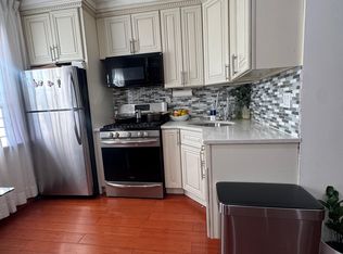 (Undisclosed Address), Jamaica, NY 11433