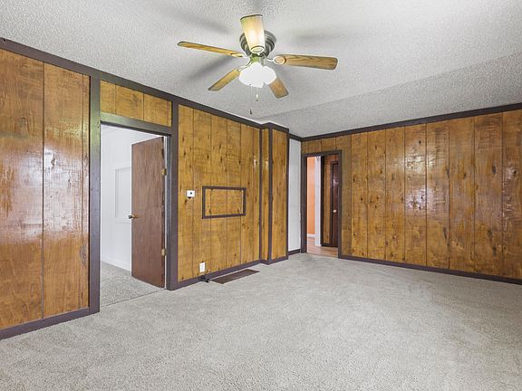 5th image of 318 Wehrle Ave