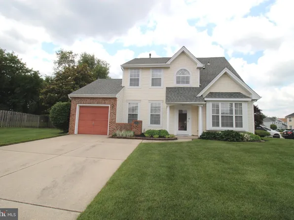 72 Fieldcrest Dr, Westampton, NJ 08060