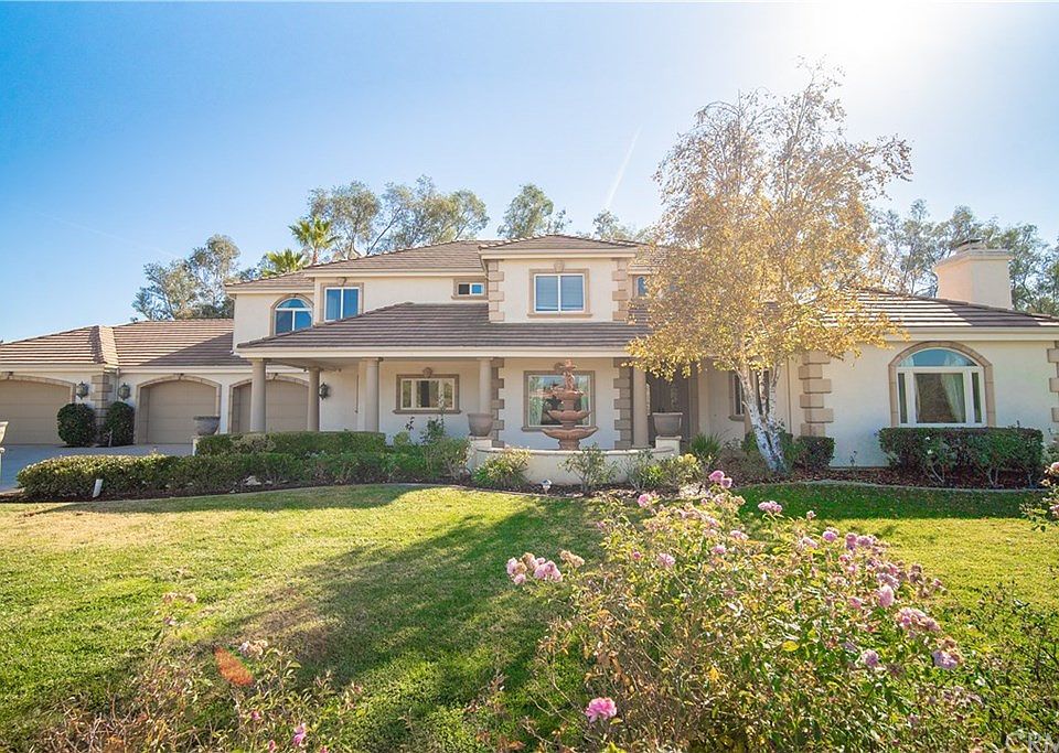 1st image of 37616 Avenida La Cresta