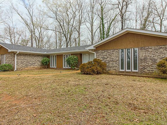 4th image of 279 Glen Haven Dr