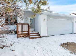 5 N Blackstone Ave, Lacombe, AB T4L 1P8