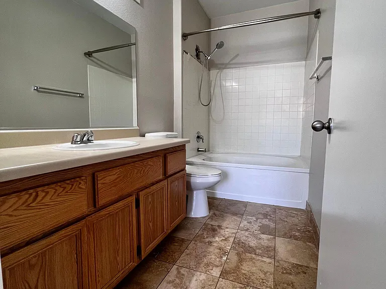 Main Bedroom Bathroom