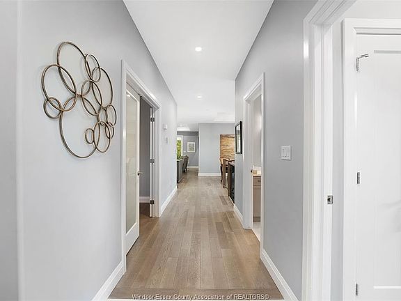 4th image of 3935 Ora St